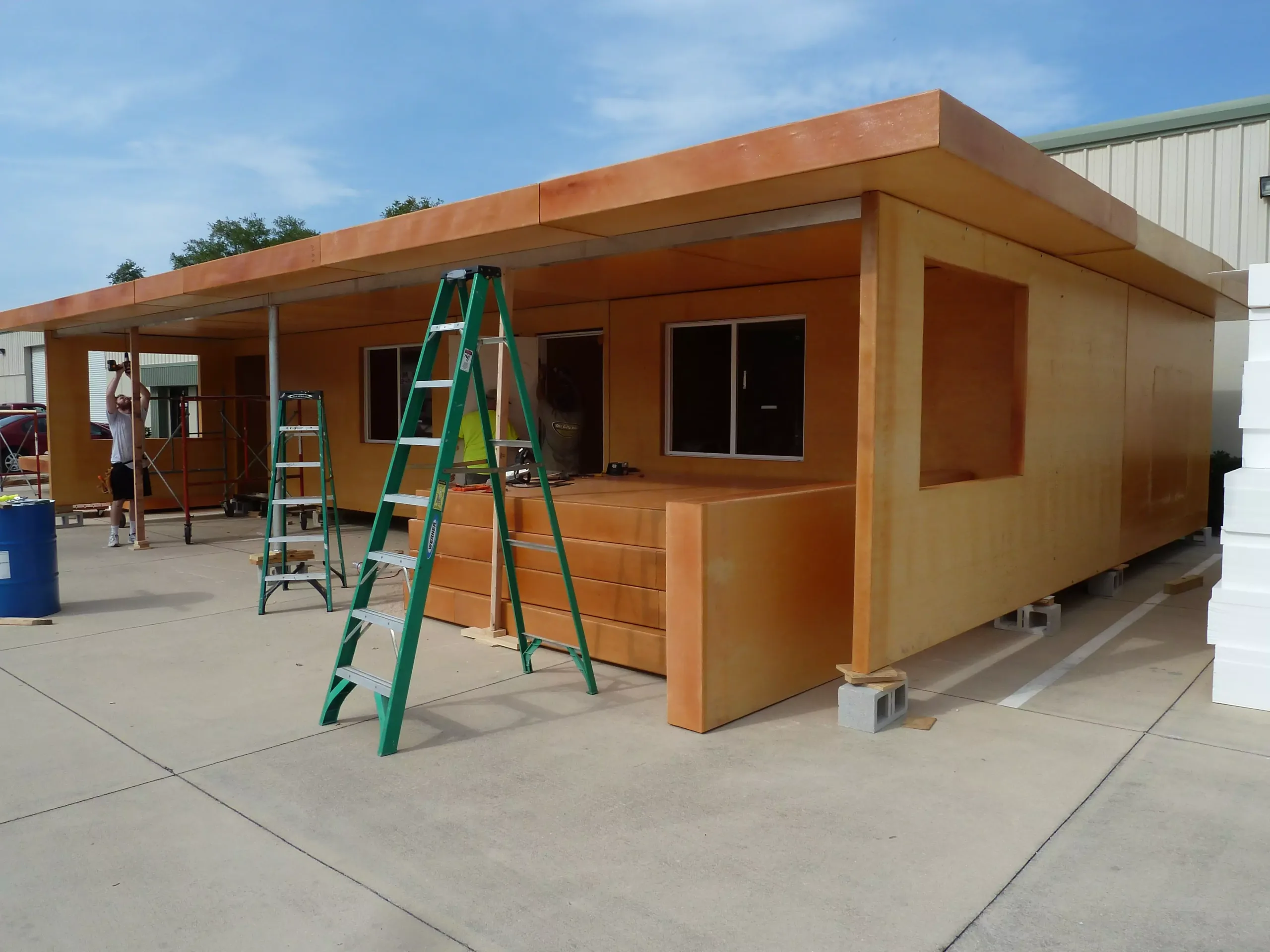 Humanitarian Building Assembled - WHS